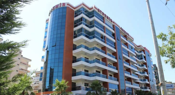 Lia Residence